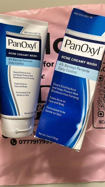 Panoxil acnéique
