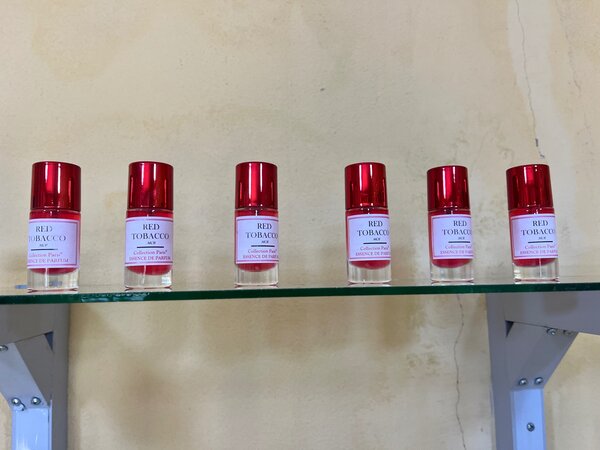 Essence parfum Red Tobacco