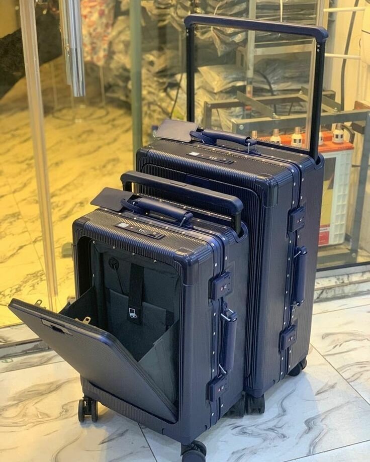 Traveling Bag