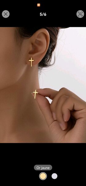Boucle d'oreille croix