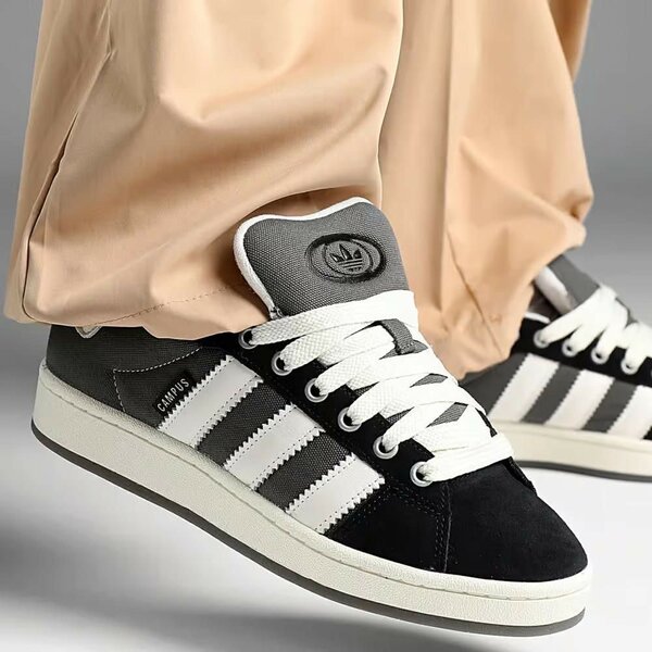 Adidas campus