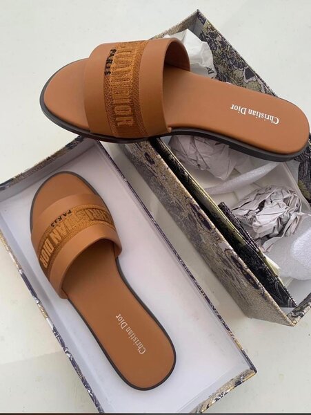 Sandales Dior