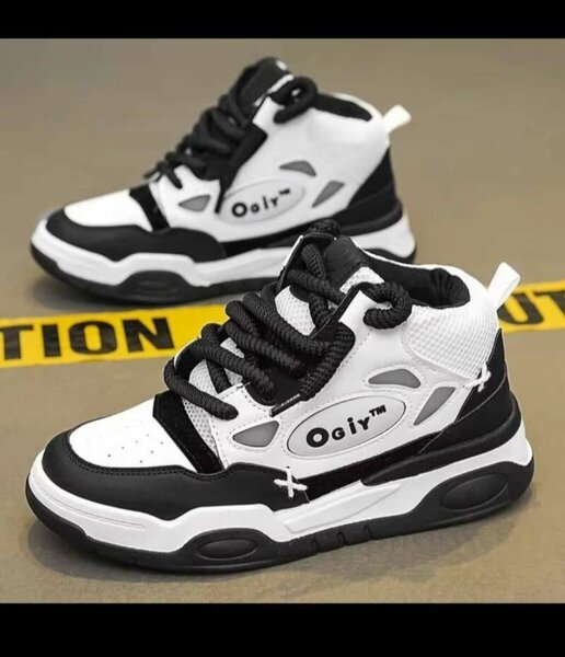 Baskets High-Top Enfants Noires et Blanches