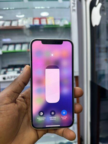 12 simple 64gb tout passe