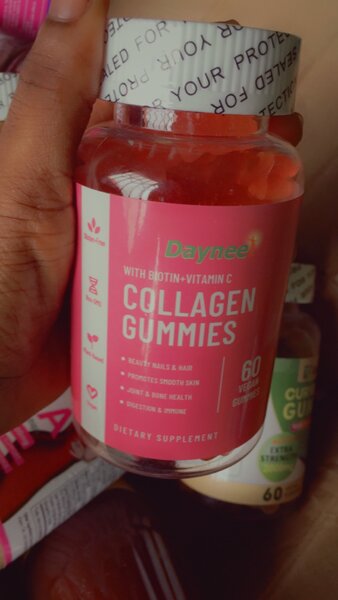 Skin gummies