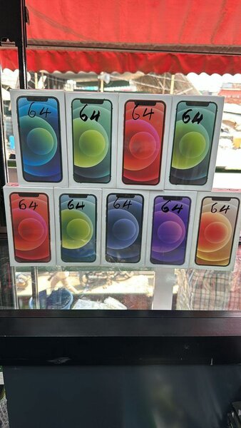 iPhone 12 simple