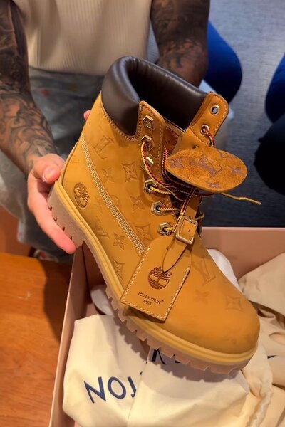 Les bottines Louis Vuitton x T