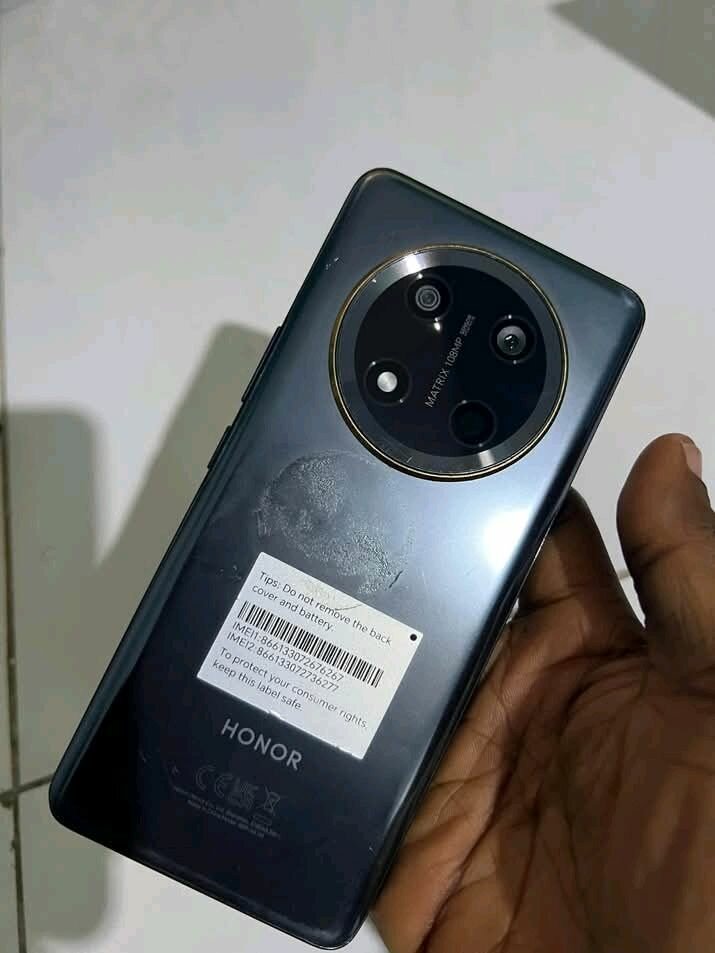 Smartphone Honor moderne
