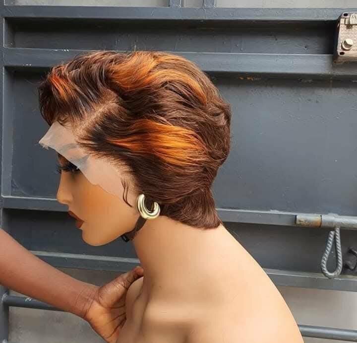 Perruque coupe dame