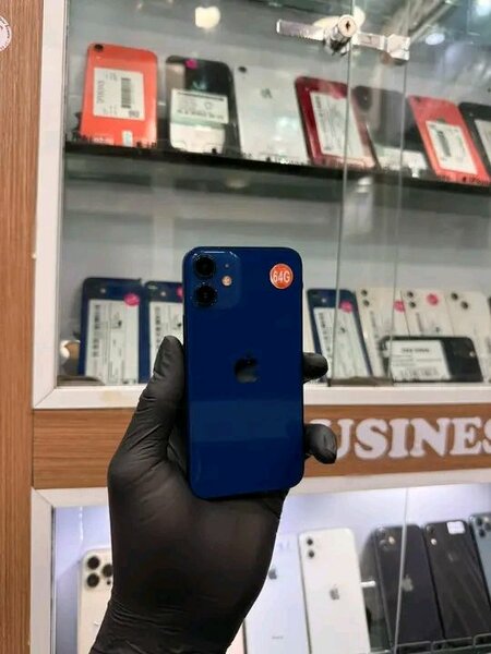 iPhone 12