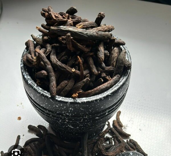 Poivre long ,la boîte de 250ml