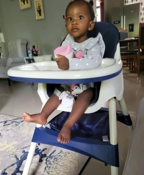Baby chaise