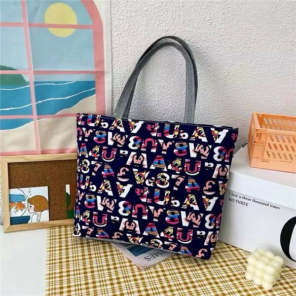 Tote bags