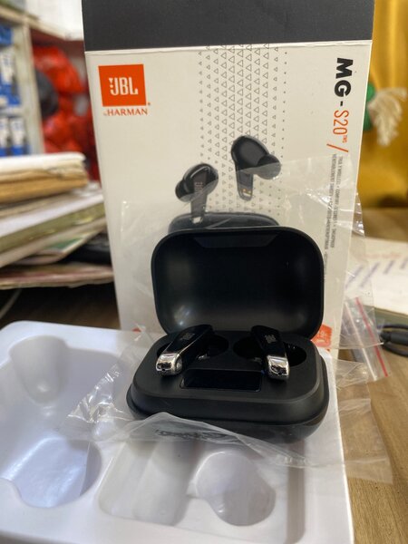 JBL Buds