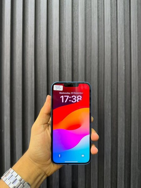 iPhone 13