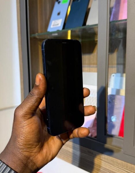 iPhone 12