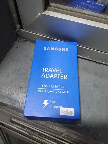 Chargeur Android neuf
