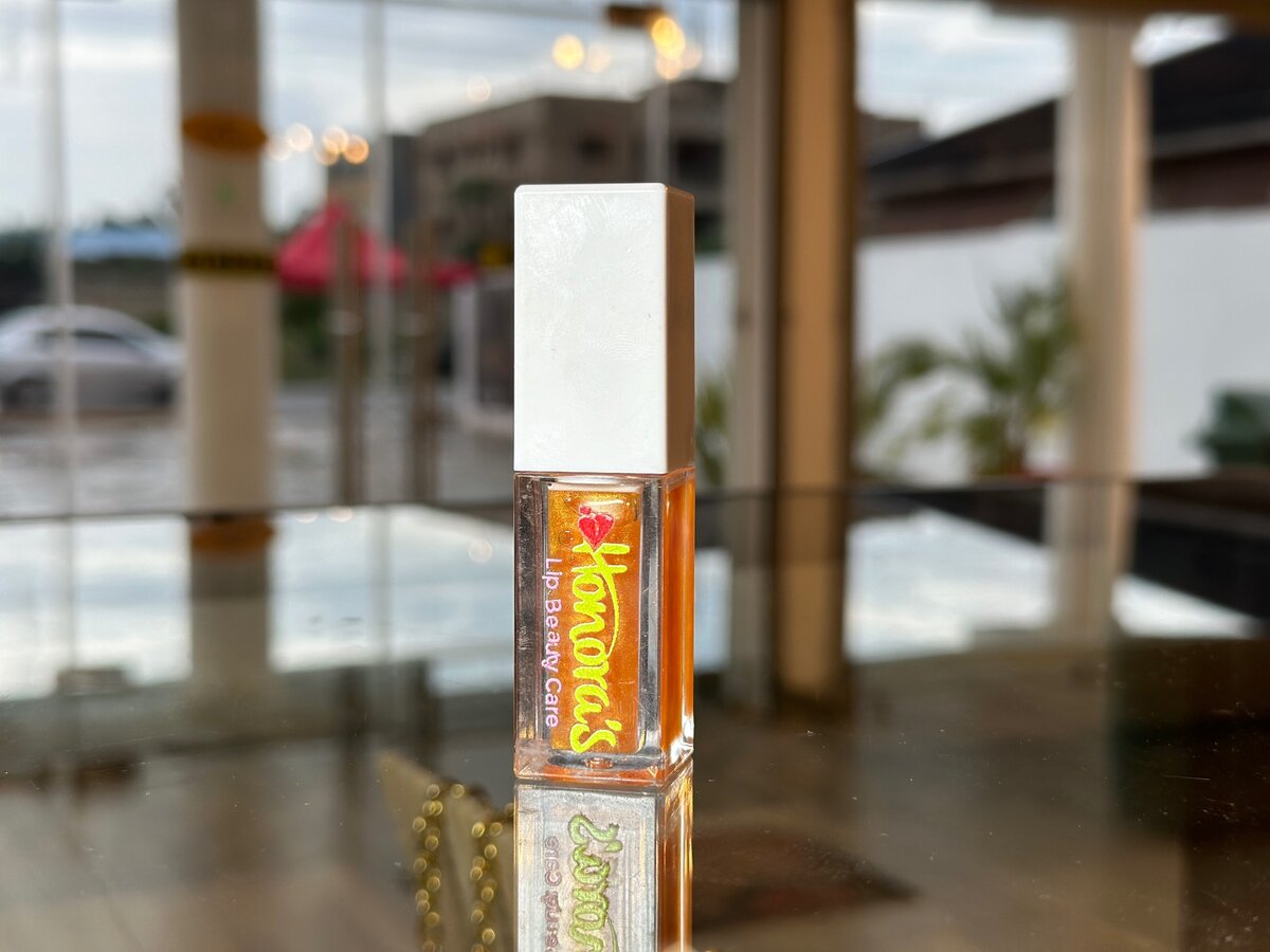 Orange glossy