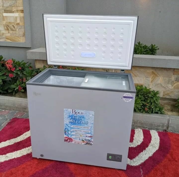 Chest freezer