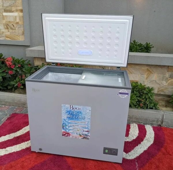 Chest freezer