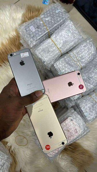 iPhone 6s 16giga casineuf importé très propre