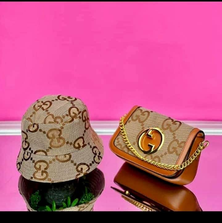 Cute bag with cap