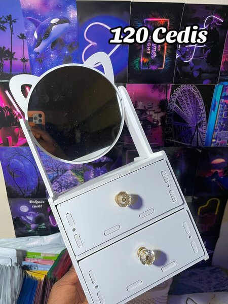 Jewelry box
