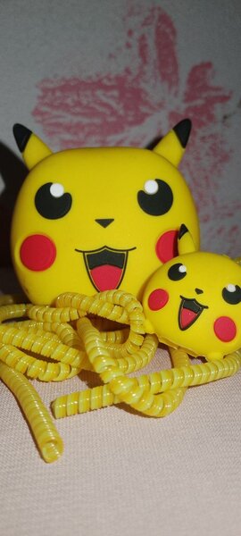 Protège chargeur cute Pikachu