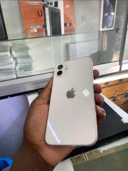 iPhone 12