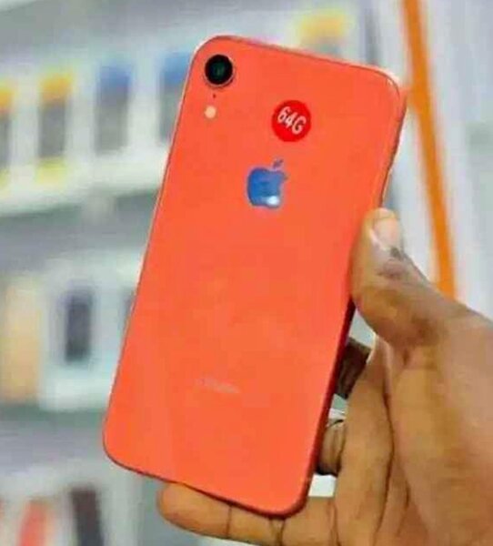 iPhone XR