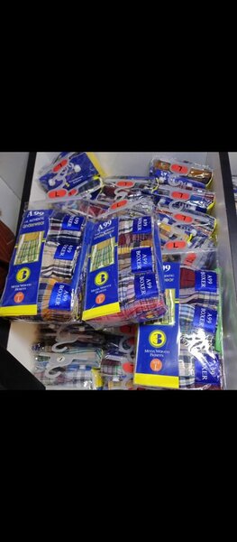 Checked boxer's