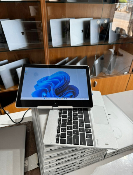 HP 810... Available