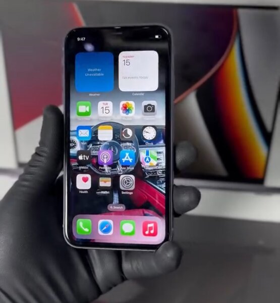 iPhone 11