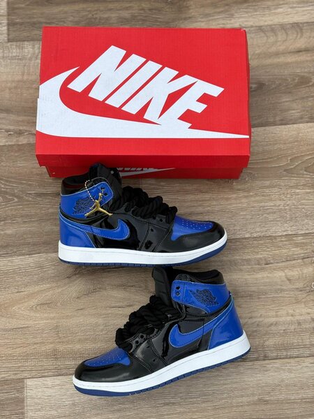 Nike Air Jordan 1 Retro
