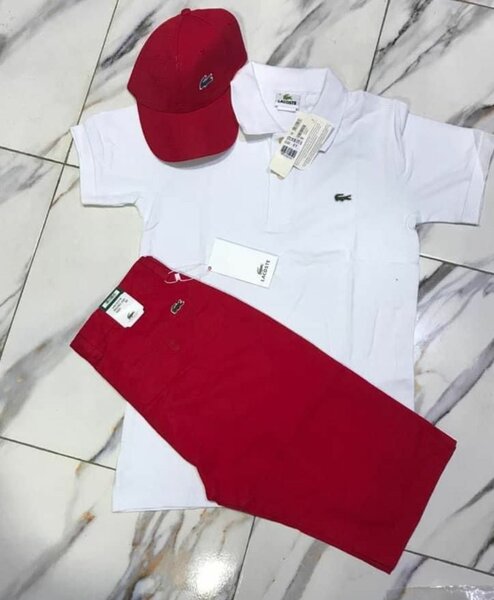 Polo, culotte et chapeau de qualité  (Lacoste  )