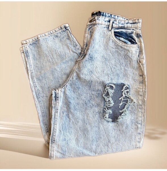 Baggy jeans