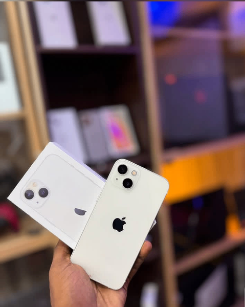 iPhone 13