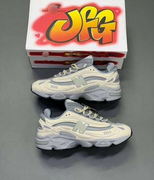 Fashion sneakers