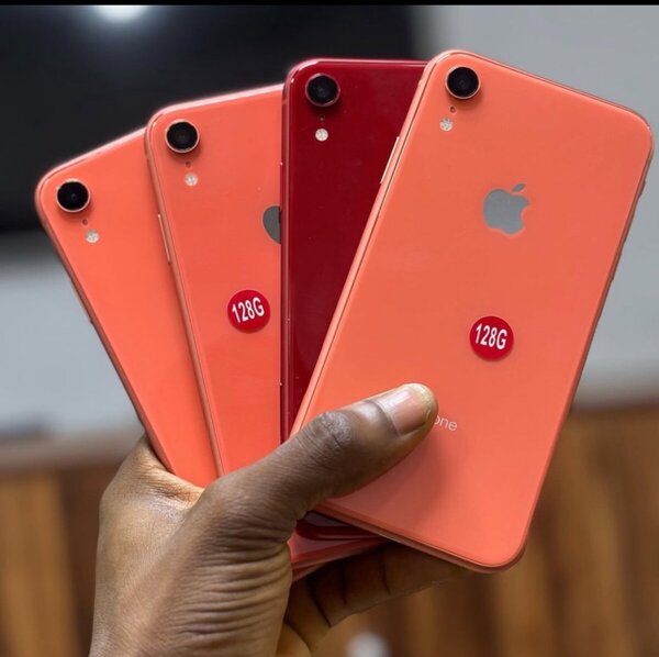 iPhone XR 64 gig