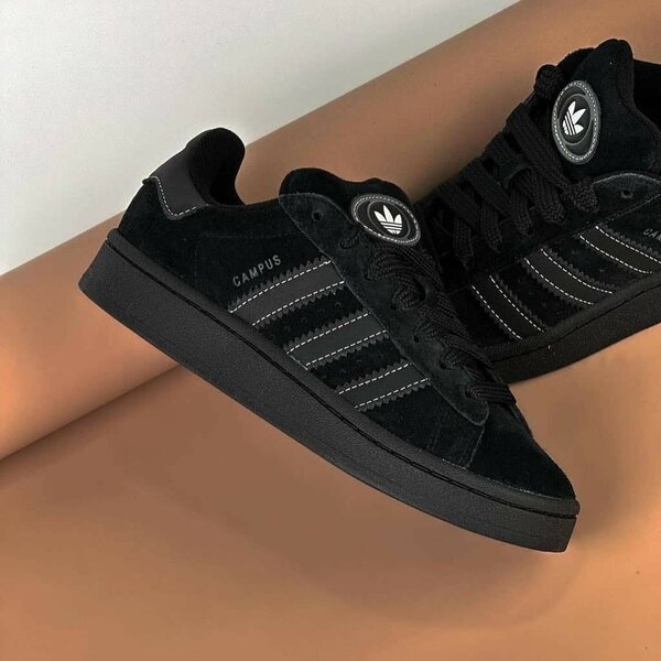 Adidas campus