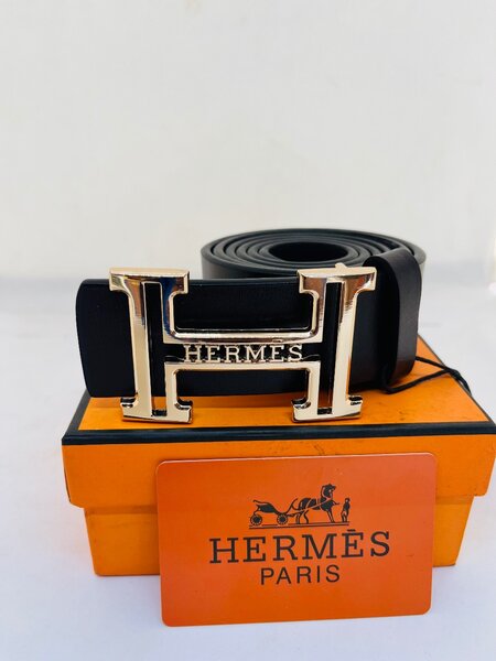 Ceinture Hermès en cuir élégante