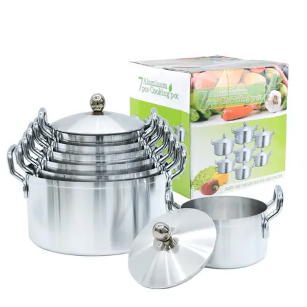 Set de casseroles en aluminium
