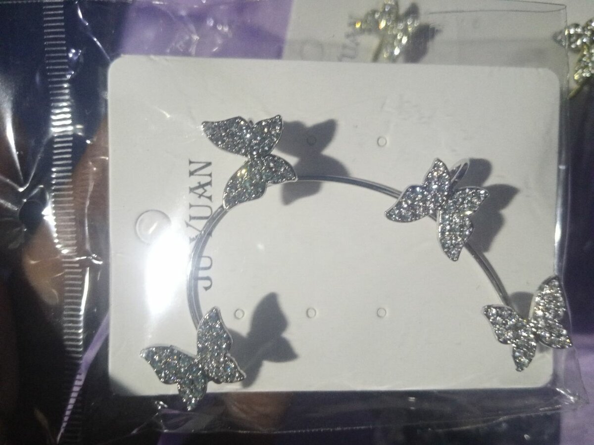 Earcuffs