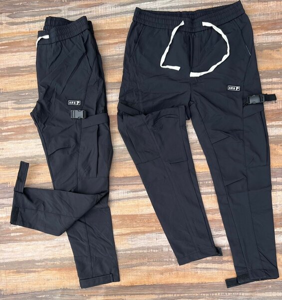 Side-pocket