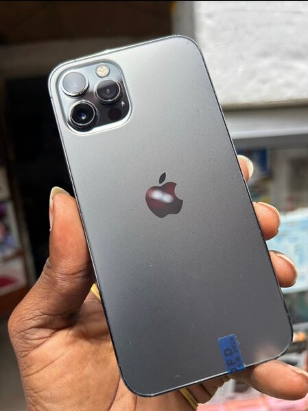 ROGGER IPHONES