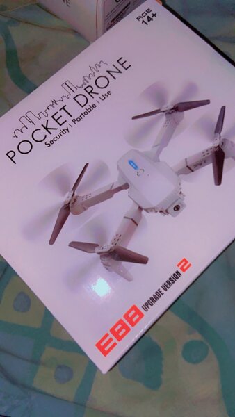 DRONE E88 VERSION 2
