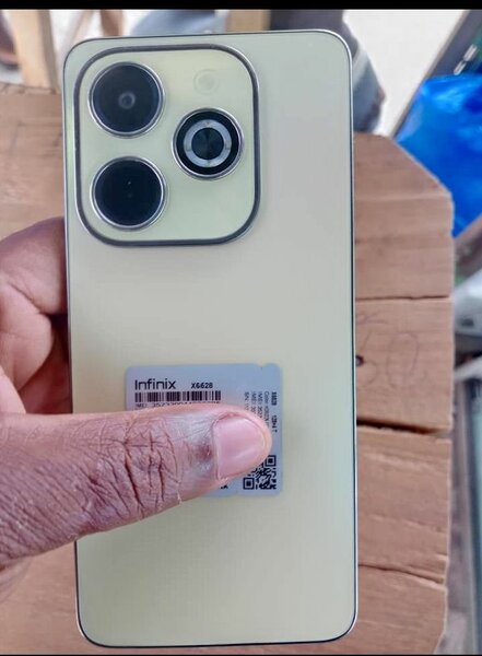 Infinix hot 40i 256gb 8gb