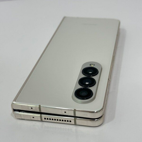 Samsung Z Fold 4
