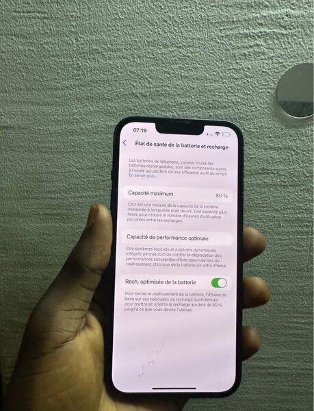 iPhone 128 Go Noir