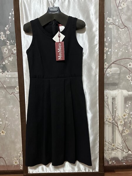 MAX MARA